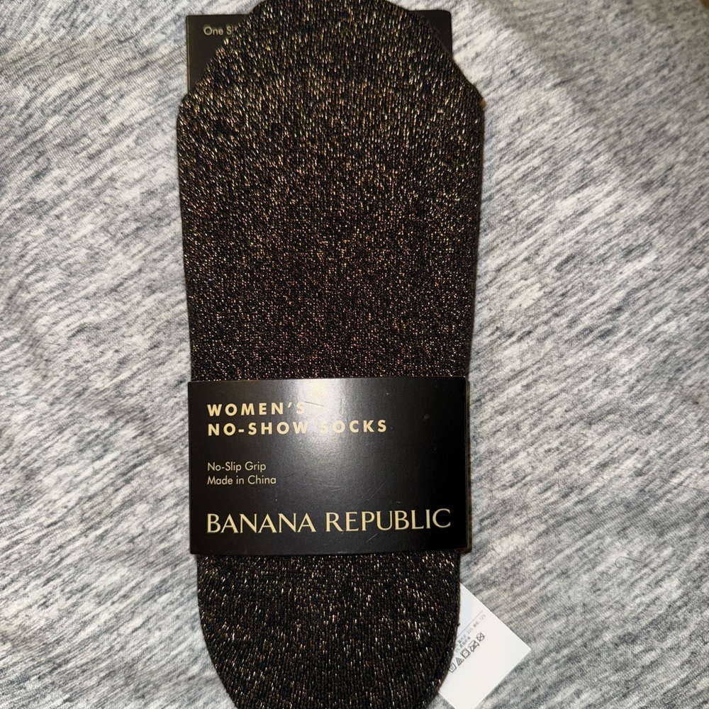 Banana Republic Shimmering No-Show Socks